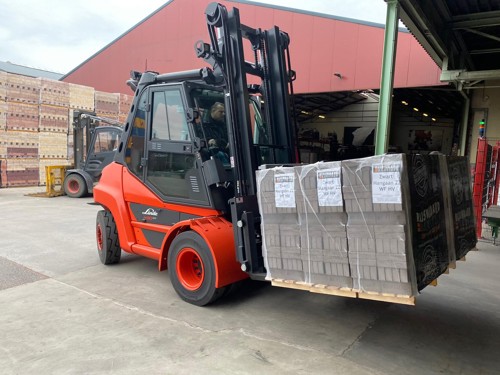 Nieuw heftruck voor HULO pallets